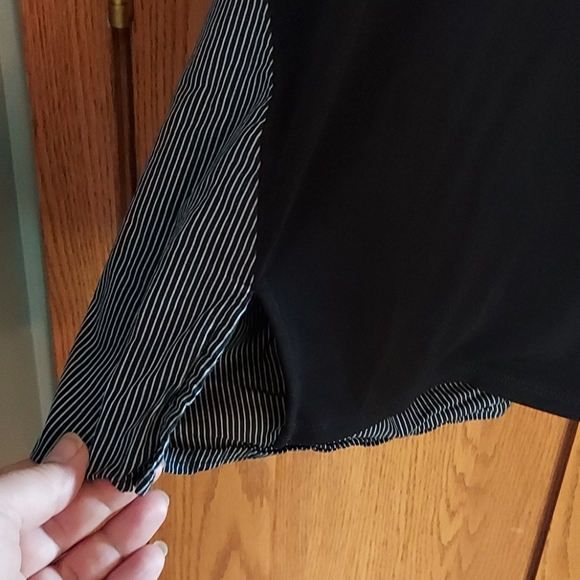 Top - Picture 4 of 4